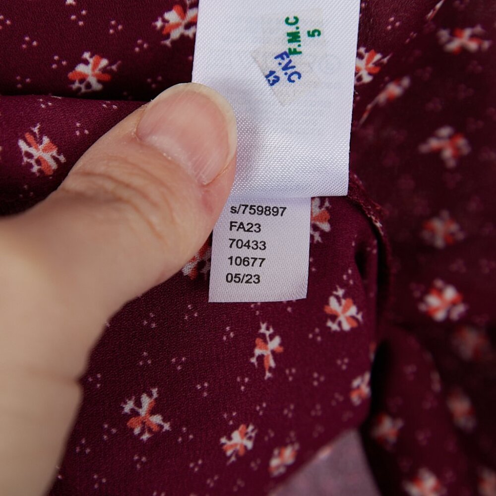 LOFT Ruffle Smocked Long Sleeve Yoke Blouse Women's Small NWT - Picture 8 of 9